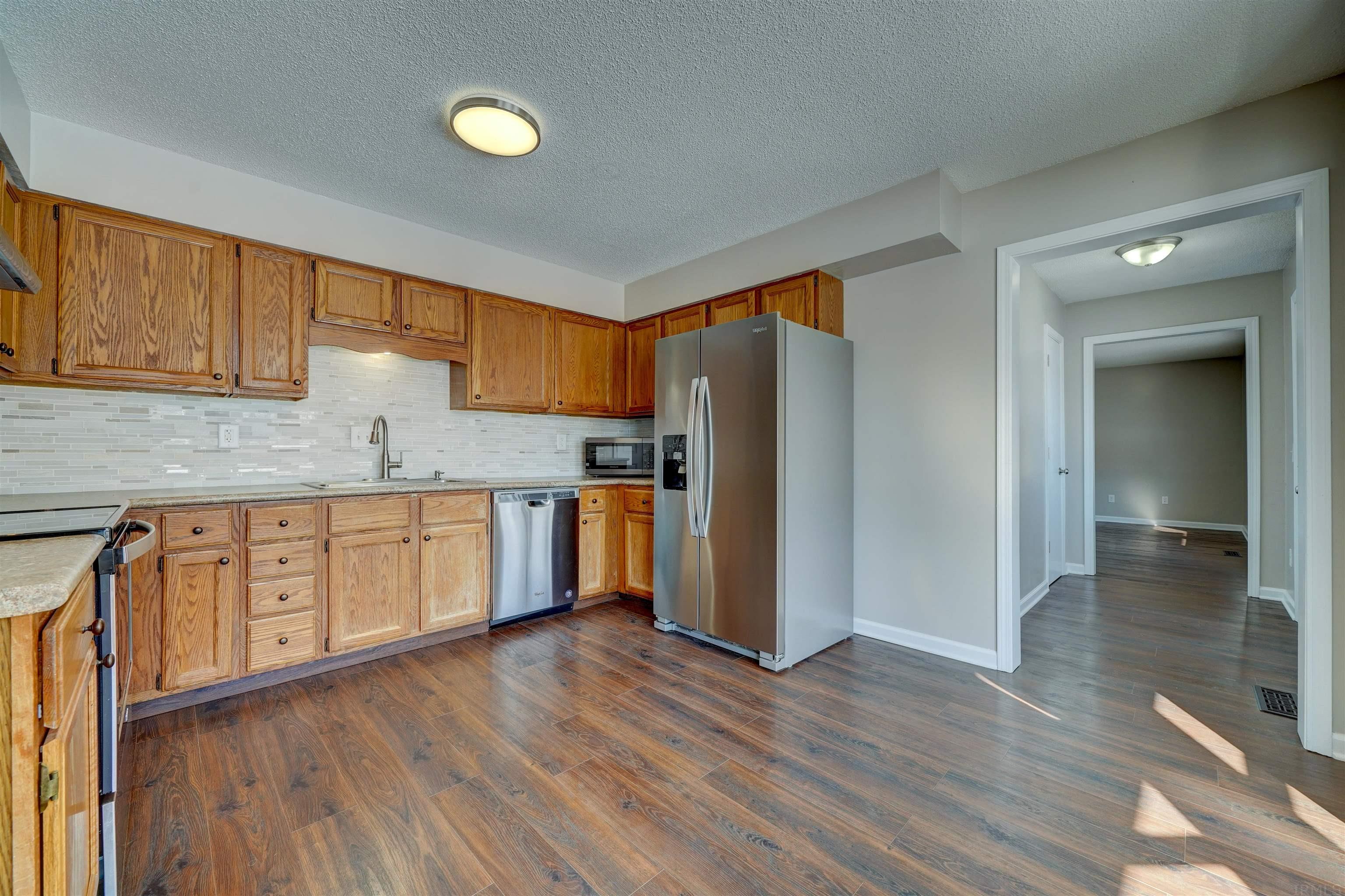 425 North Washington Street Waterloo, IN 46793 - Photo 29 of 36 Gallery Image 29