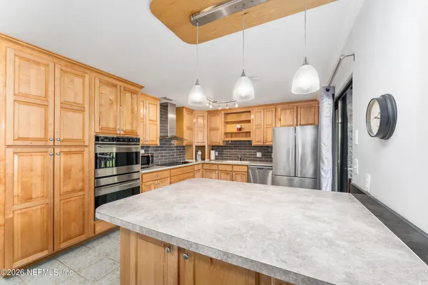 $550,000 | 198 Lake Ray Road, Hawthorne, FL 32640