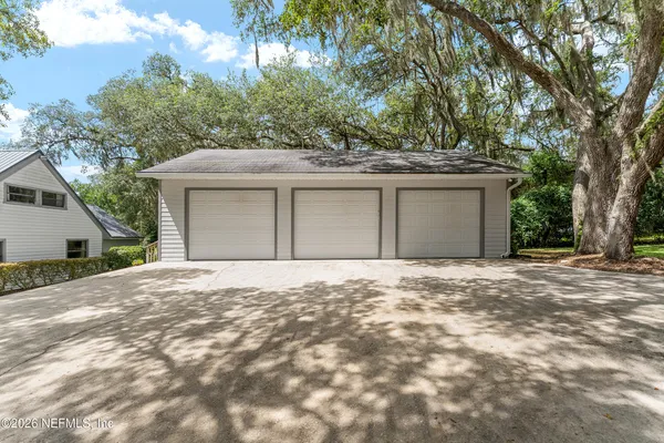 $550,000 | 198 Lake Ray Road, Hawthorne, FL 32640