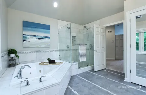 $975,000 | 23475 West Newhaven Drive, Hawthorn Woods, IL 60047