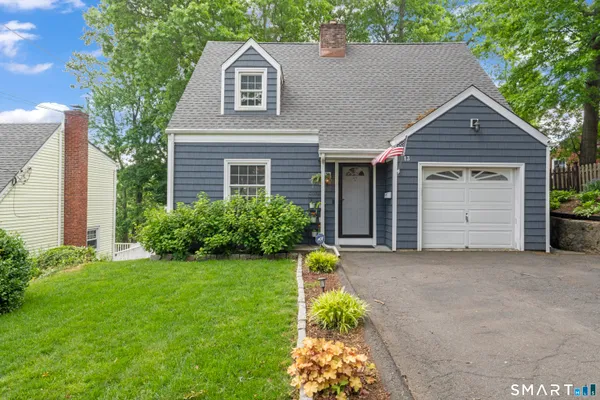 $625,000 | 13 Hamilton Avenue, Stamford, CT 06902