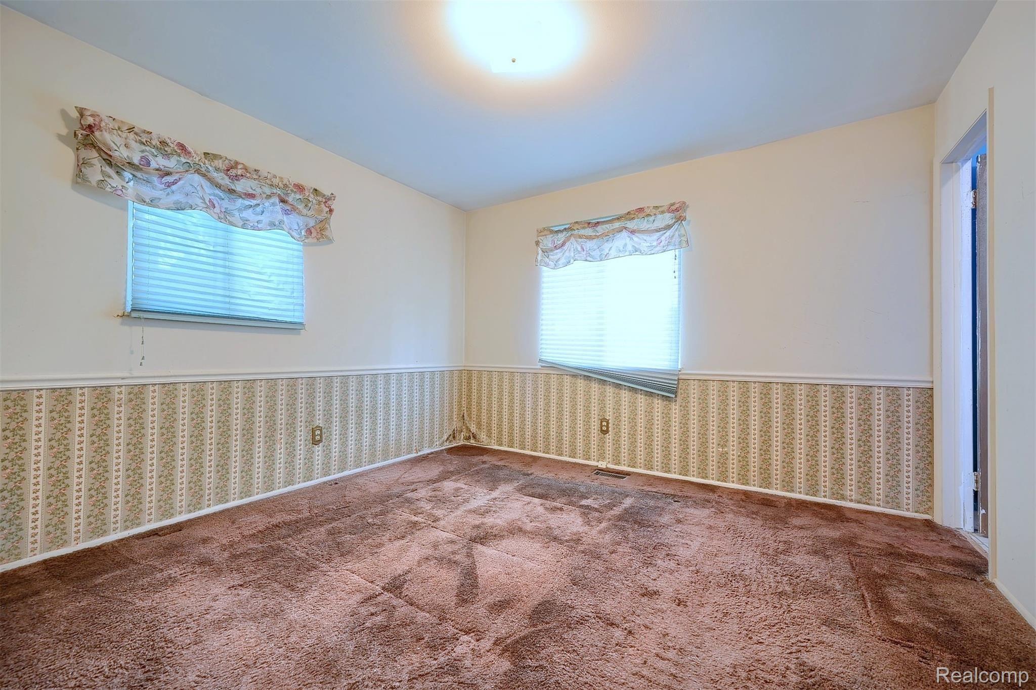 13208 North Linden Road Clio, MI 48420 - Photo 11 of 23 12-Master-Bedroom-2nd-VIew.jpg