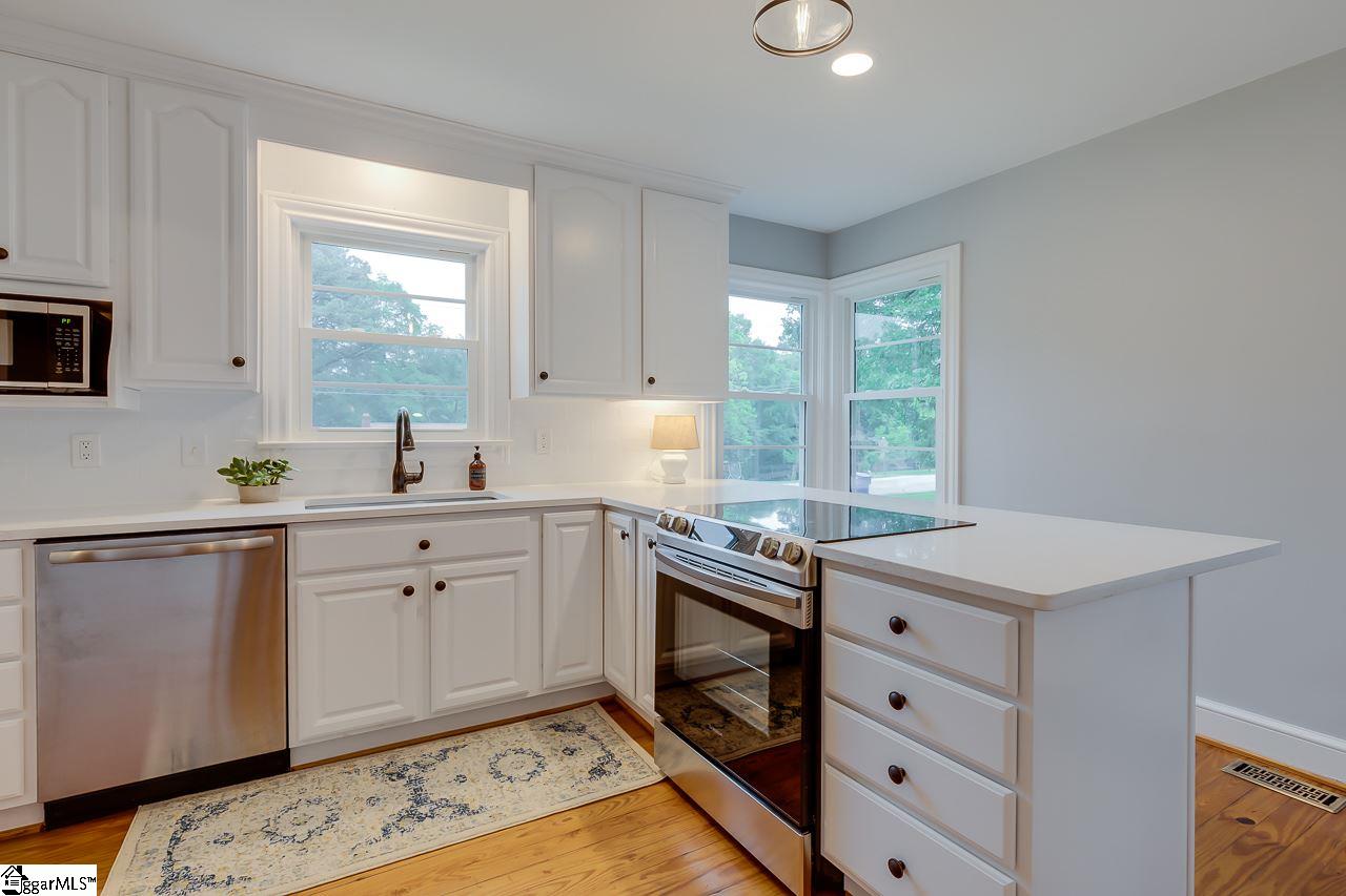 205 Midland Street Greenville, SC 29607 - Photo 14 of 27 Gallery Image 14