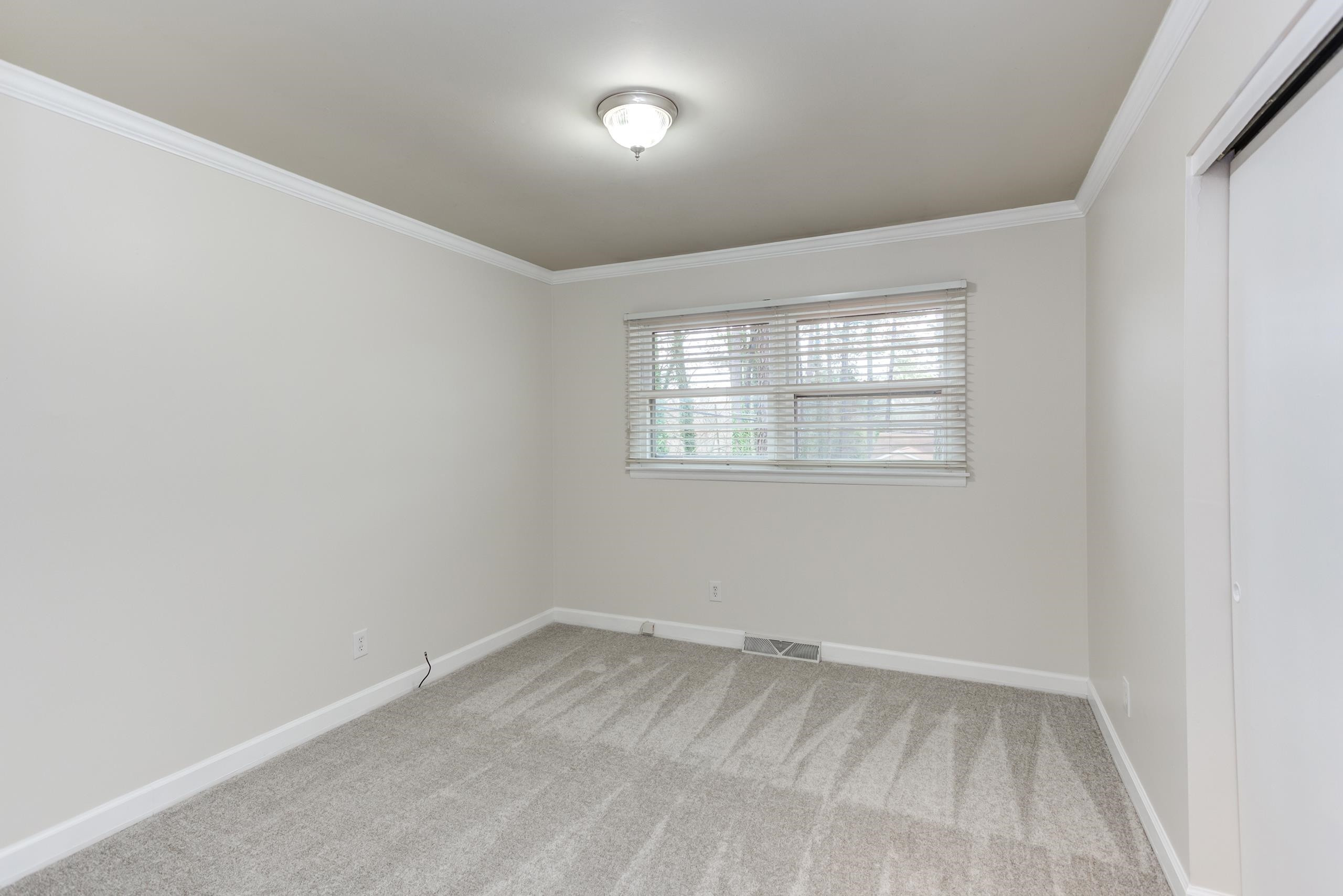 624 East Millbrook Road Raleigh, NC 27609 - Photo 17 of 30 Photo 17