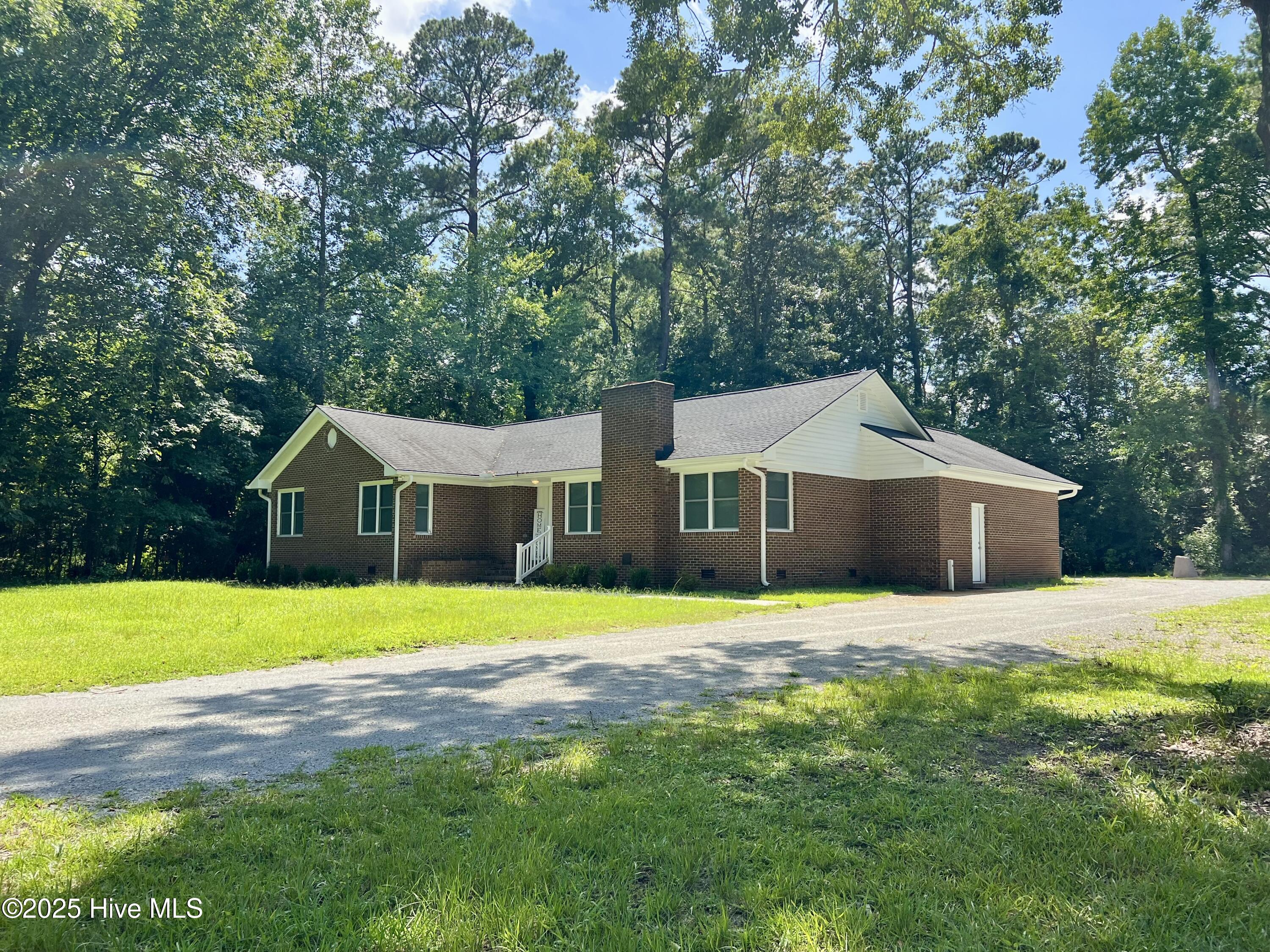 108 Pulley Road Havelock, NC 28532 - Photo 2 of 21 Front-side