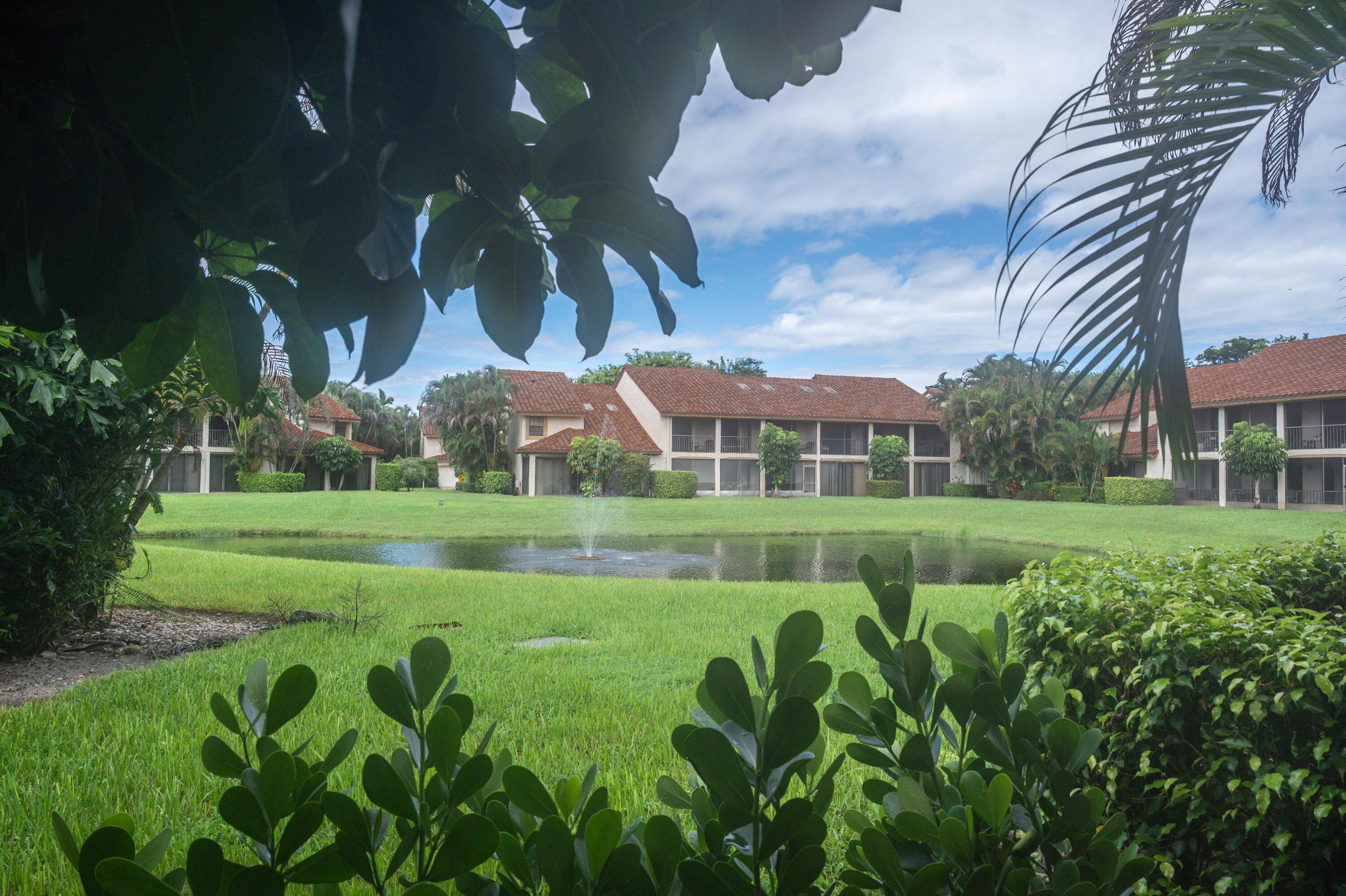 7979 La Mirada Drive Boca Raton, FL 33433 - Photo 11 of 44 Lake Views