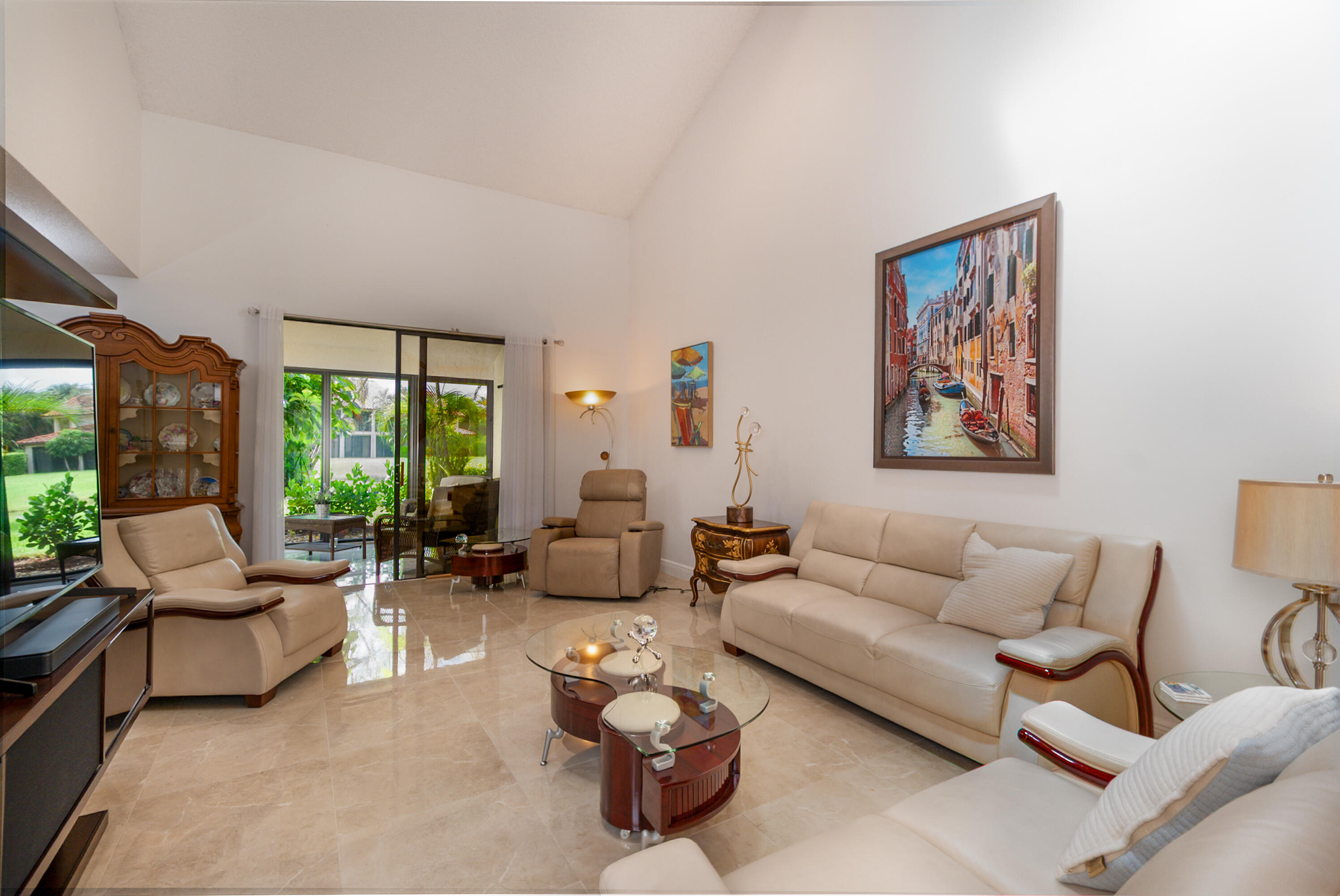 7979 La Mirada Drive Boca Raton, FL 33433 - Photo 7 of 44 Luxurious though comfortable