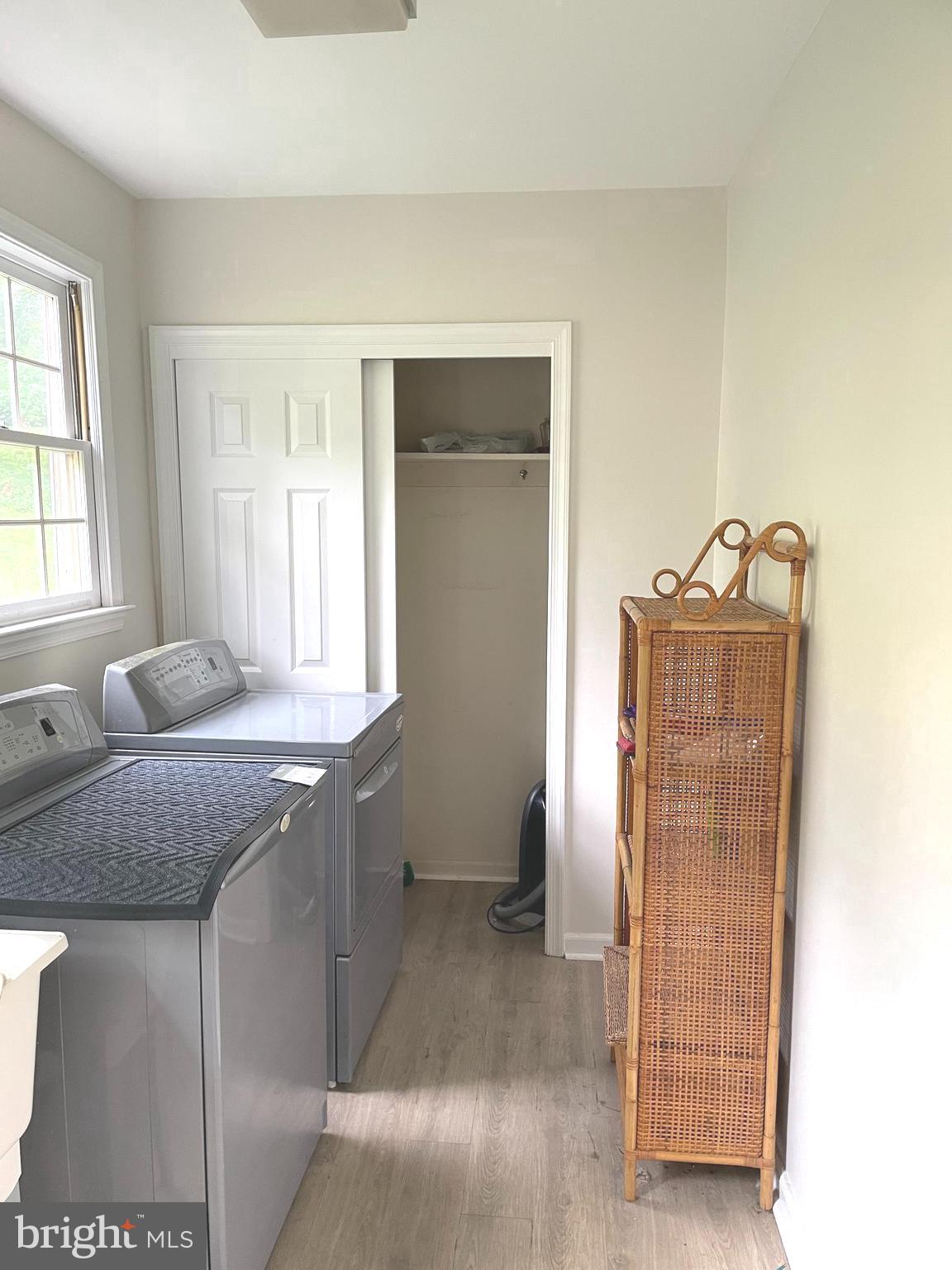 611 Andover Road Newtown Square, PA 19073 - Photo 14 of 27 a room with a sink and a window