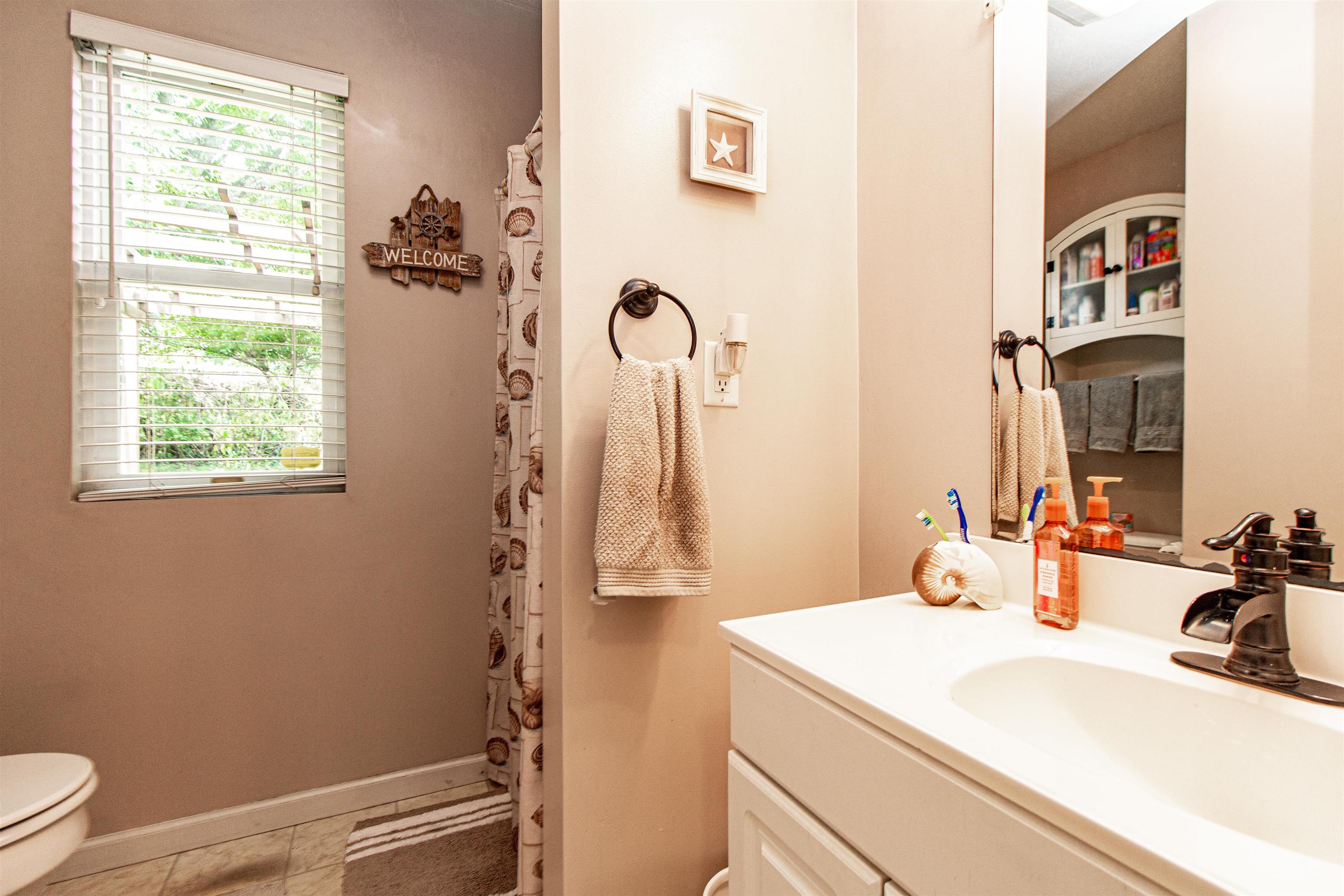 2215 Sanders Road Ashland, KY 41101 - Photo 9 of 21