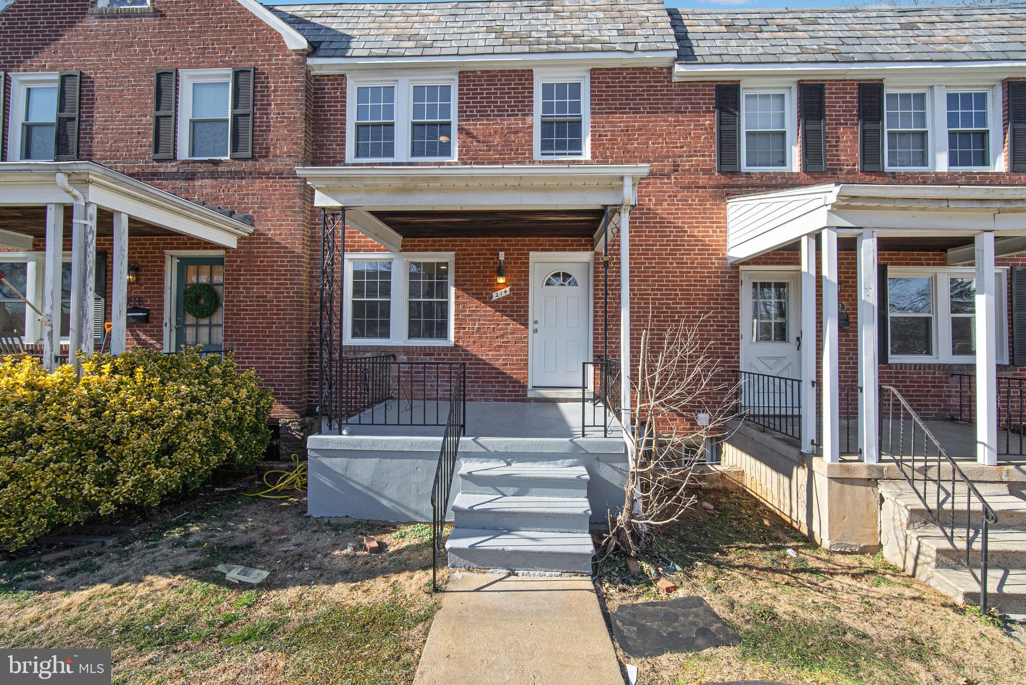 214 Westshire Road Baltimore, MD 21229 - Photo 4 of 44