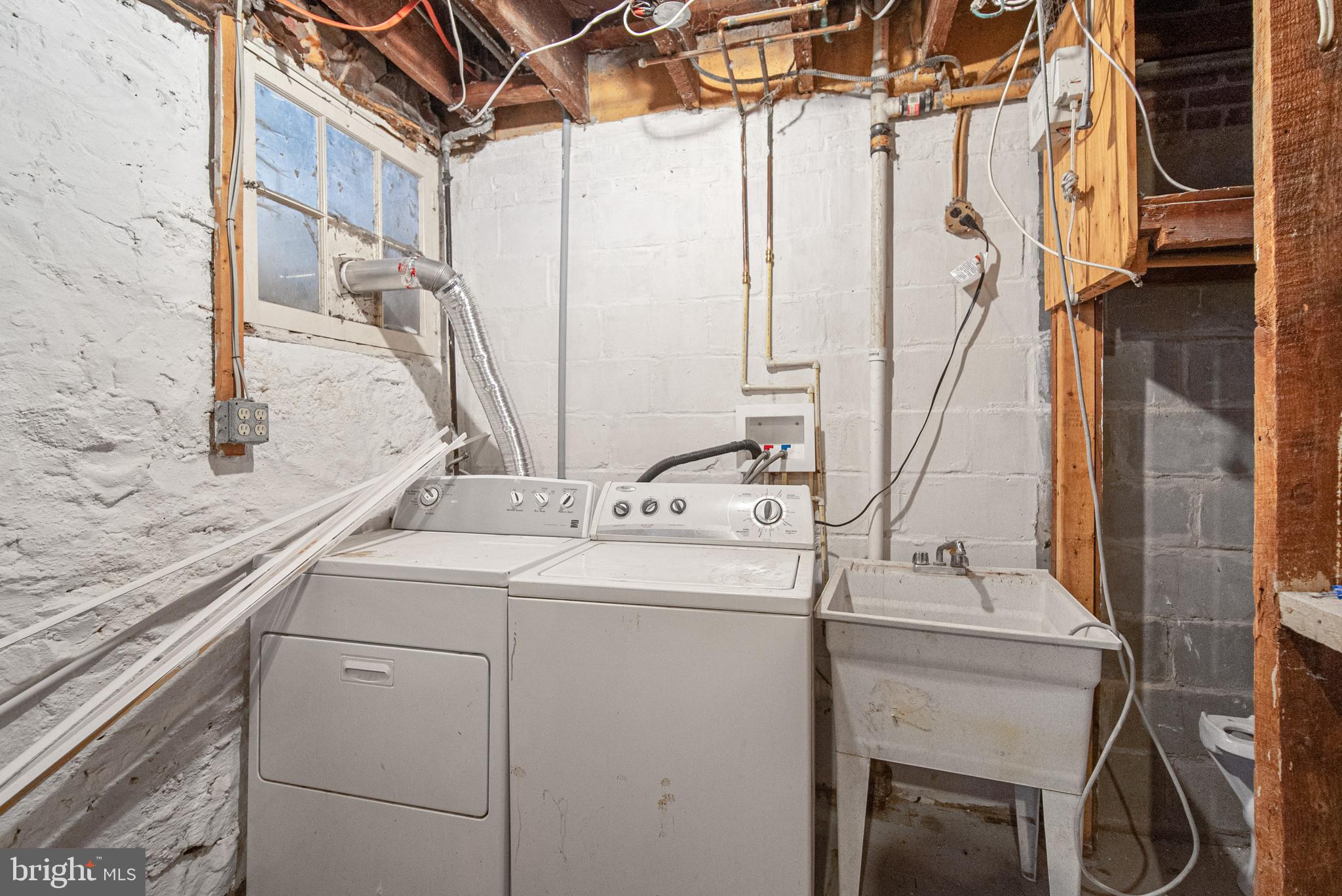 214 Westshire Road Baltimore, MD 21229 - Photo 36 of 44