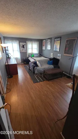 $585,000 | 1085 Vaughn Avenue, Toms River, NJ 08753