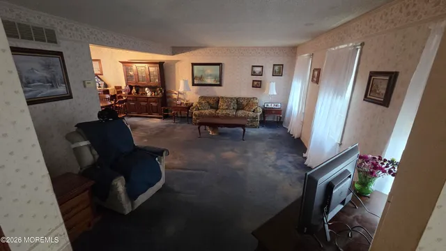 $585,000 | 1085 Vaughn Avenue, Toms River, NJ 08753