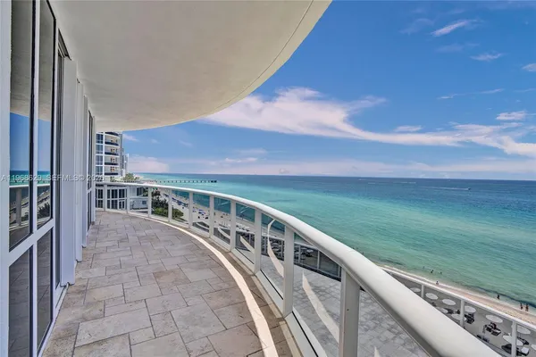$13,000 | 15901 Collins Avenue, Unit 701, Sunny Isles Beach, FL 33160