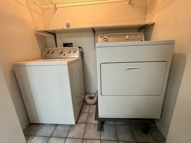 $130,000 | 35 West 168th Street, South Holland, IL 60473