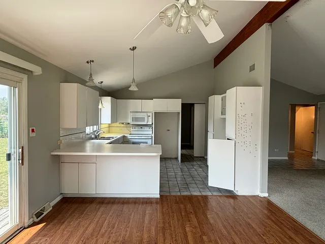 $130,000 | 35 West 168th Street, South Holland, IL 60473