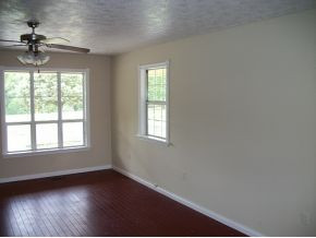 102 ABC Road Limestone, TN 37681 - Photo 3 of 15 LIVINGDINING ROOM