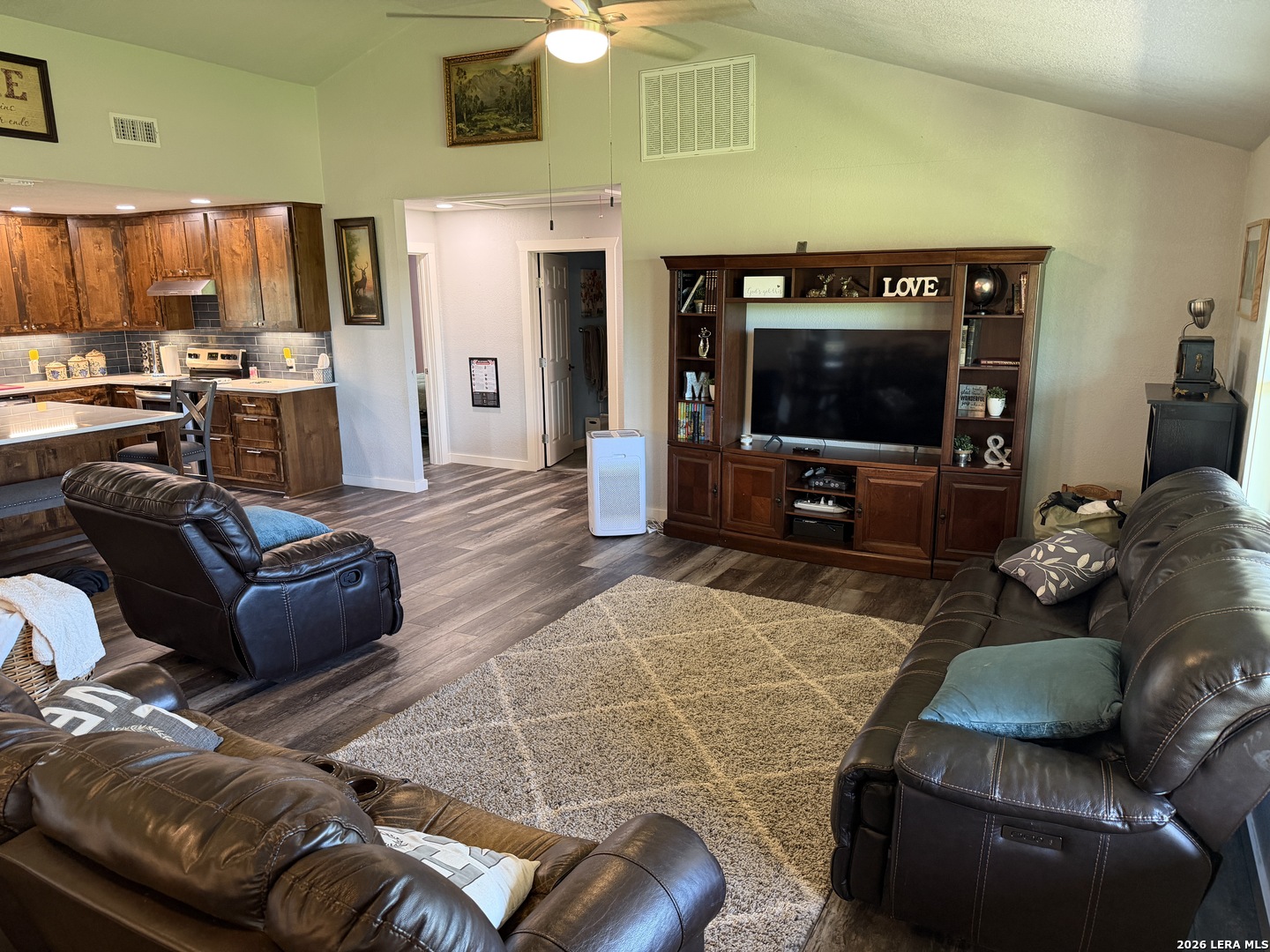 240 Rocksprings Tx 78880 Rocksprings, TX 78880 - Photo 4 of 20