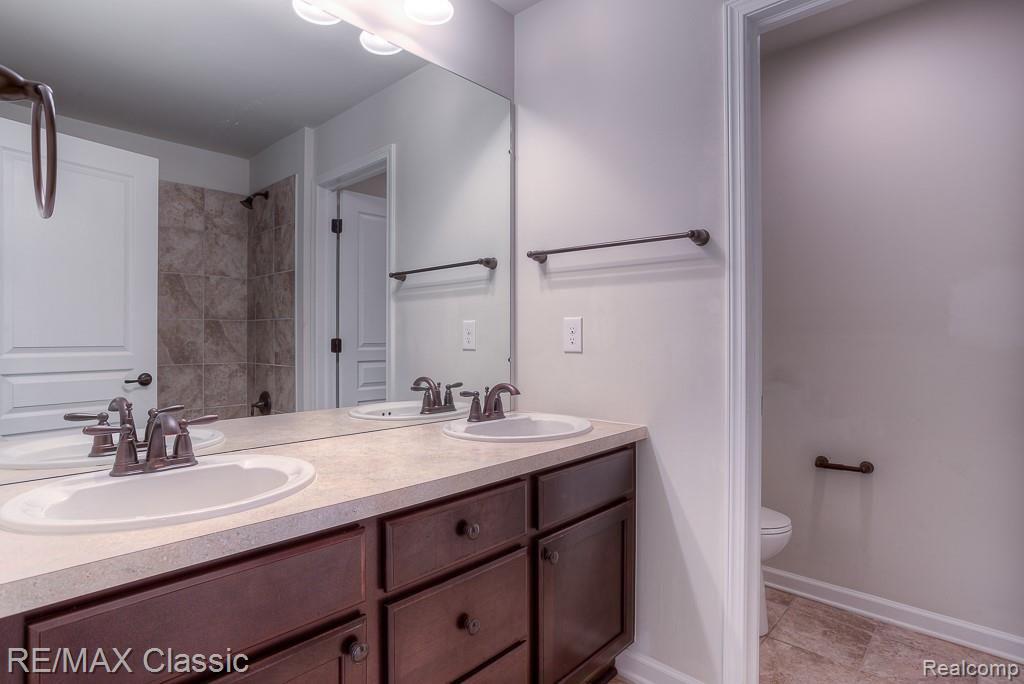 29845 Macintosh Lane New Hudson, MI 48165 - Photo 32 of 46