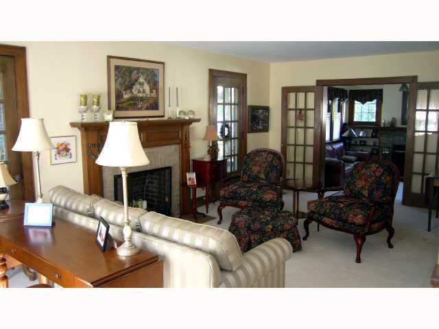 1753 Andover Road Columbus, OH 43212 - Photo 2 of 18