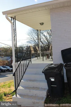 a view of entryway