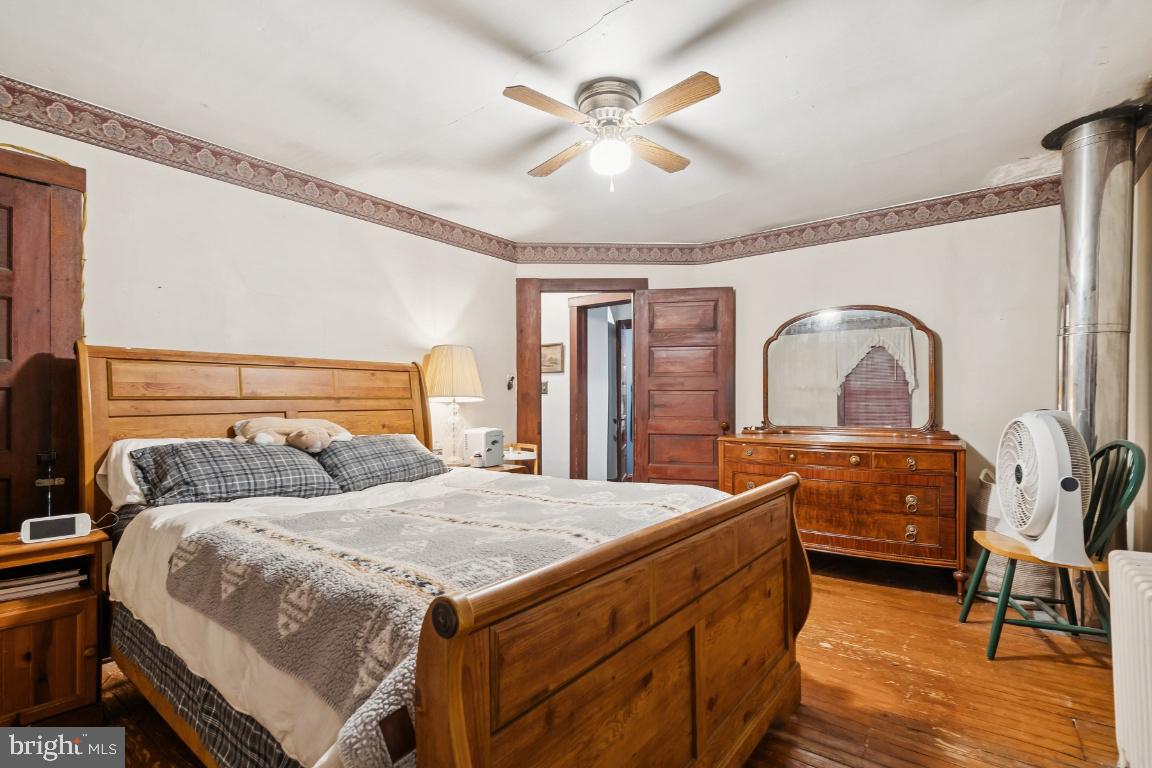 361 Democrat Road Gibbstown, NJ 08027 - Photo 17 of 26