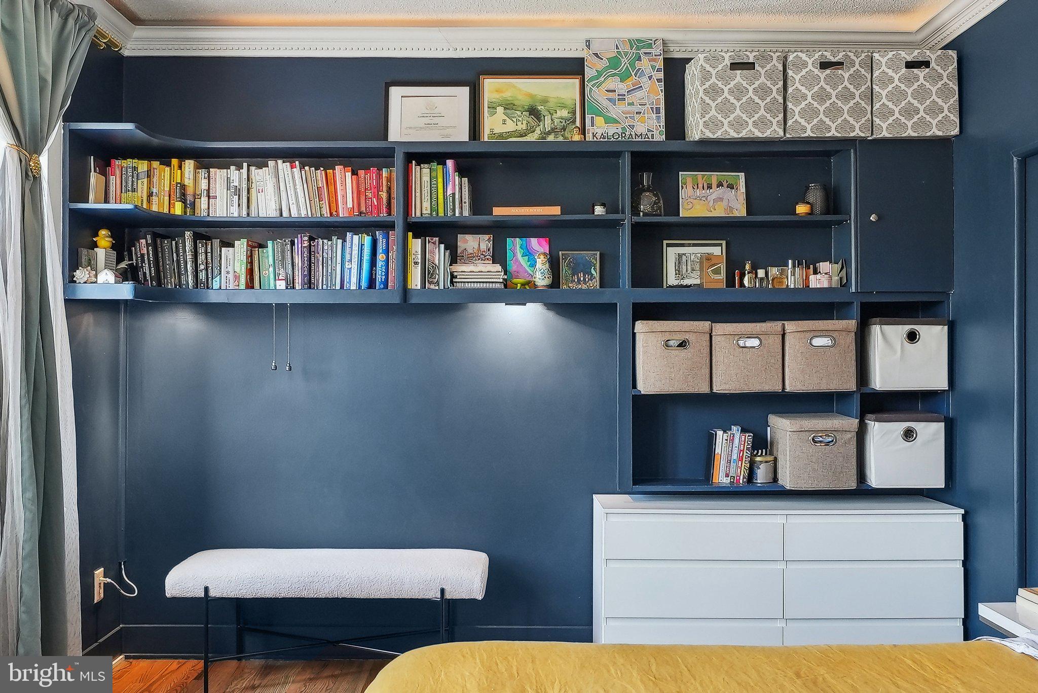 2630 Adams Mill Road Northwest, Unit 303 Washington, DC 20009 - Photo 15 of 18 a bathroom with a toilet