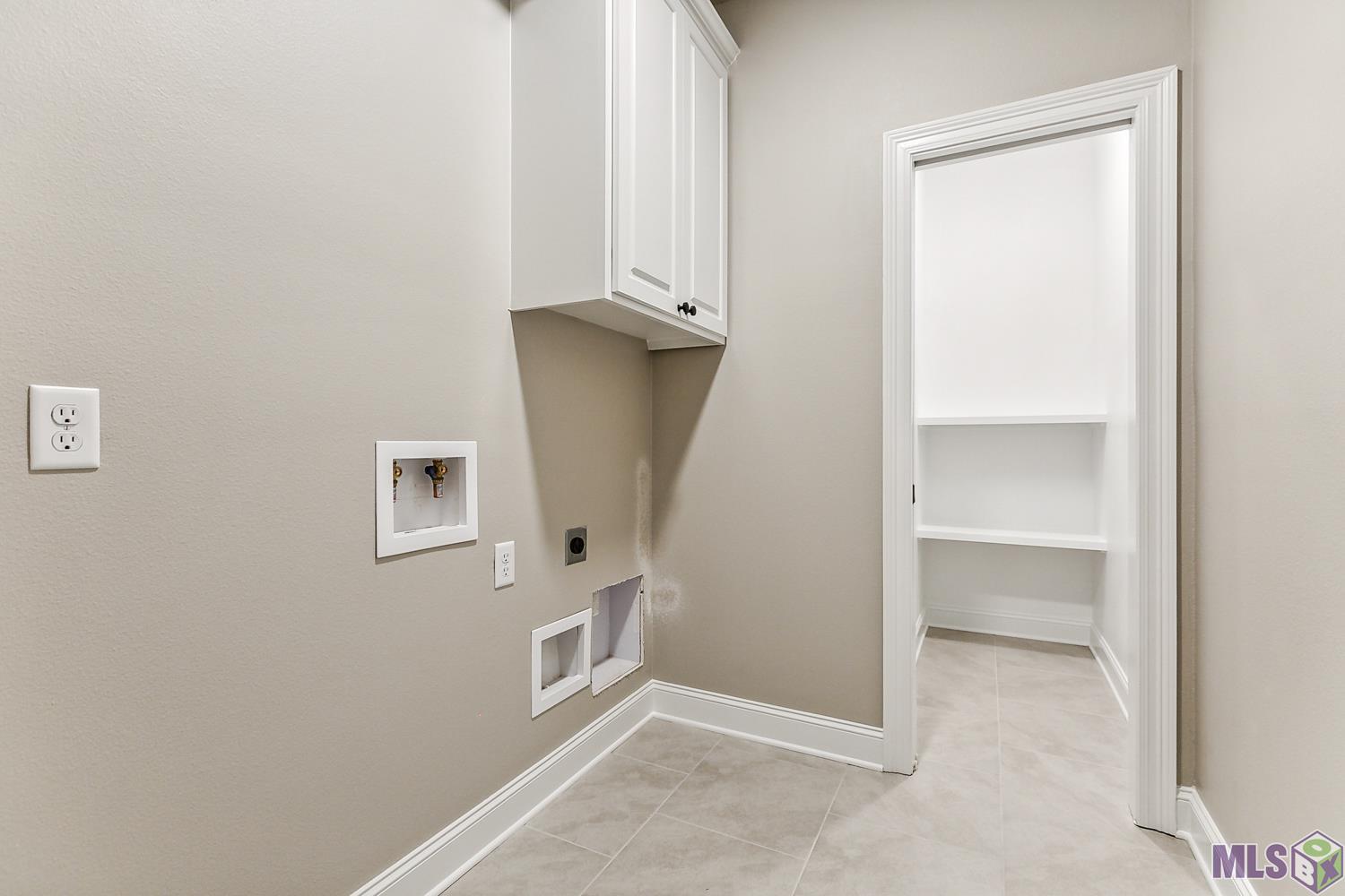 6121 Dune Terre Avenue Baton Rouge, LA 70806 - Photo 16 of 17 Photo of similar floor plan & may include optional upgrades.