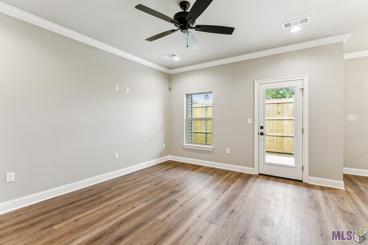 6121 Dune Terre Avenue Baton Rouge, LA 70806 - Photo 9 of 17 Photo of similar floor plan & may include optional upgrades.