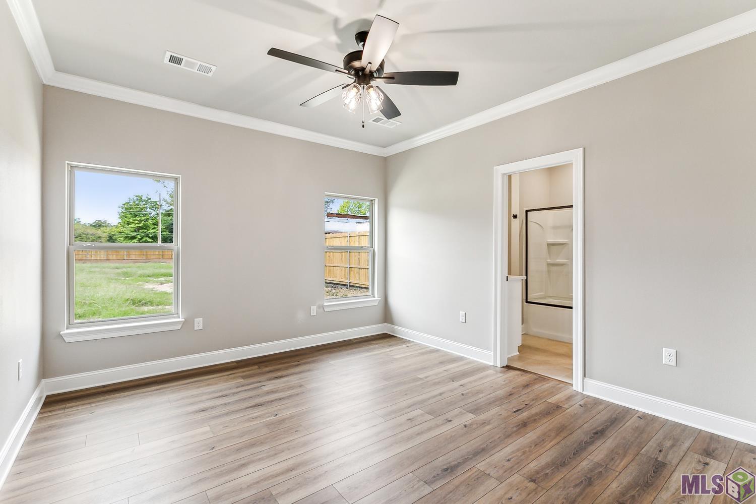 6121 Dune Terre Avenue Baton Rouge, LA 70806 - Photo 10 of 17 Photo of similar floor plan & may include optional upgrades.
