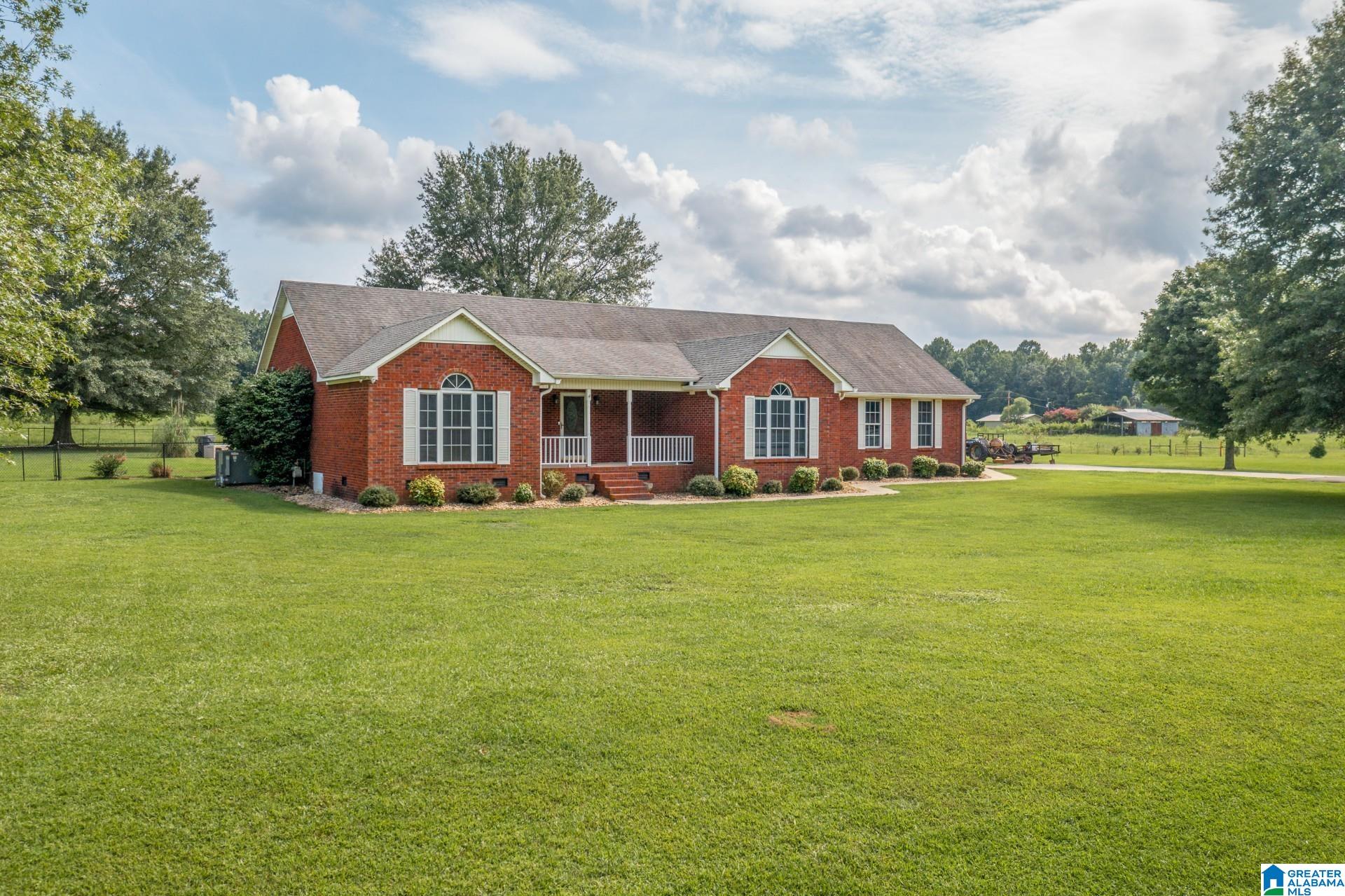418 Otway Road Boaz, AL 35956 - Photo 2 of 27
