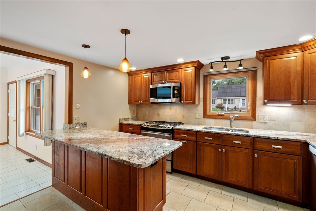 25 Wehr Road Hampden, MA 01036 - Photo 19 of 34
