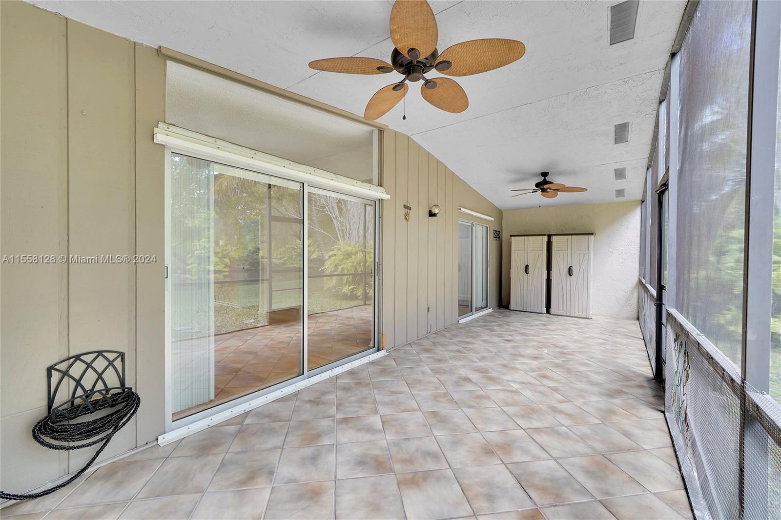 616 Woodgate Circle, Unit D Sunrise, FL 33326 - Photo 13 of 15 a view of entryway