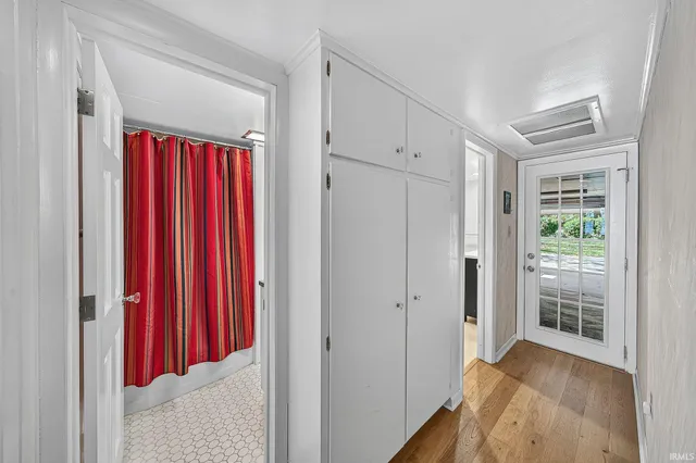 $1,100,000 | 5902 North 450 East, Leesburg, IN 46538