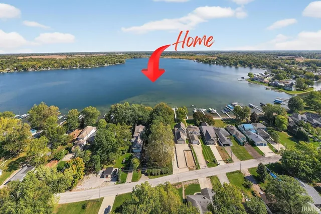 $1,100,000 | 5902 North 450 East, Leesburg, IN 46538