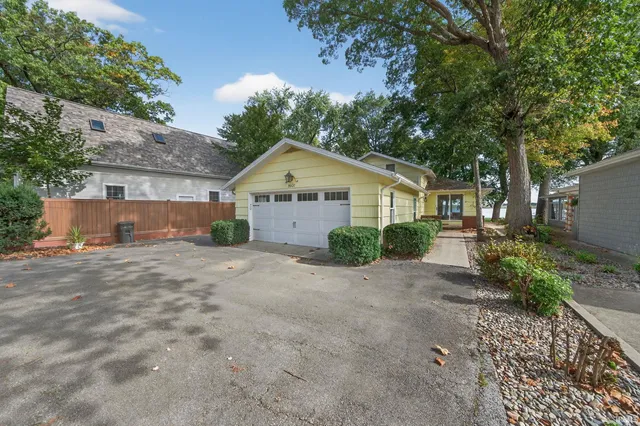 $1,100,000 | 5902 North 450 East, Leesburg, IN 46538