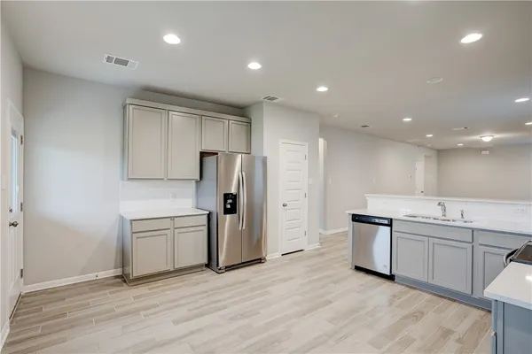 an empty room with an entryway