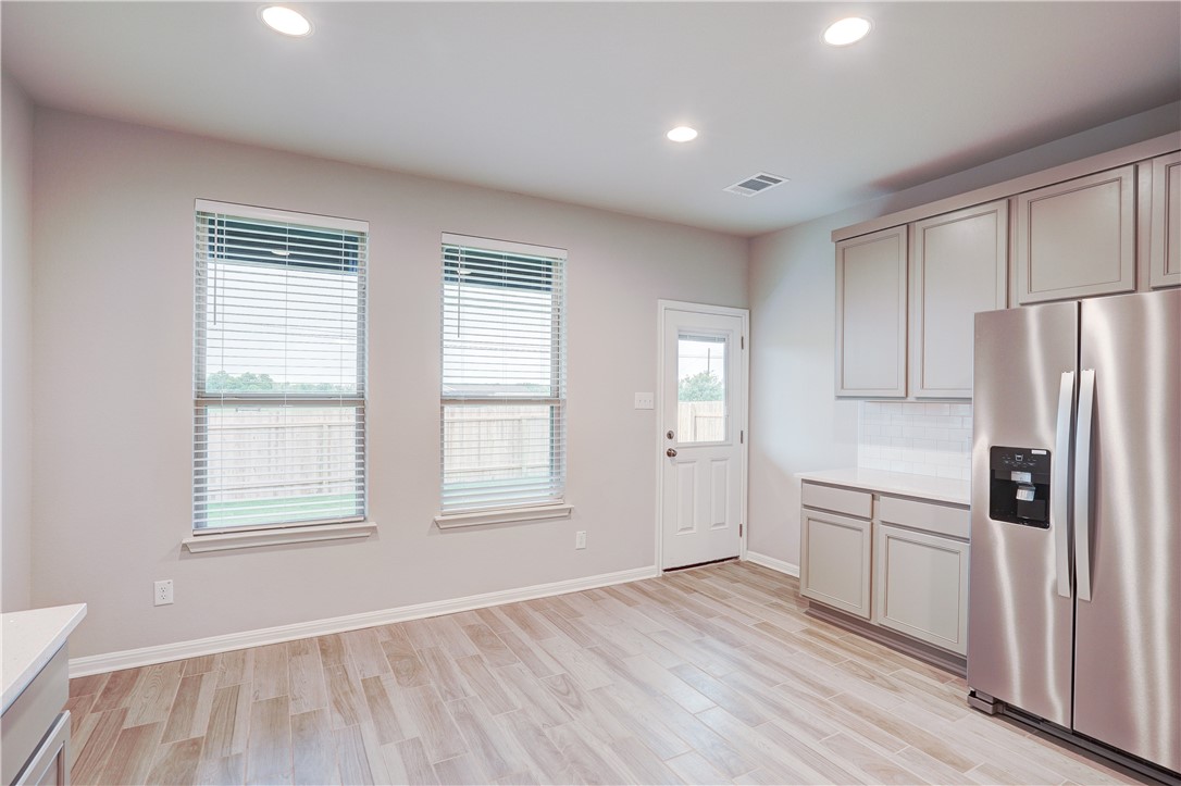 309 Unforgiven Lane Jarrell, TX 76537 - Photo 15 of 39