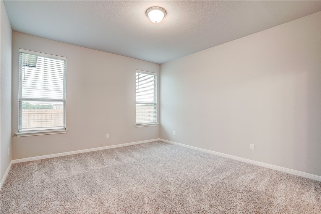 309 Unforgiven Lane Jarrell, TX 76537 - Photo 17 of 39