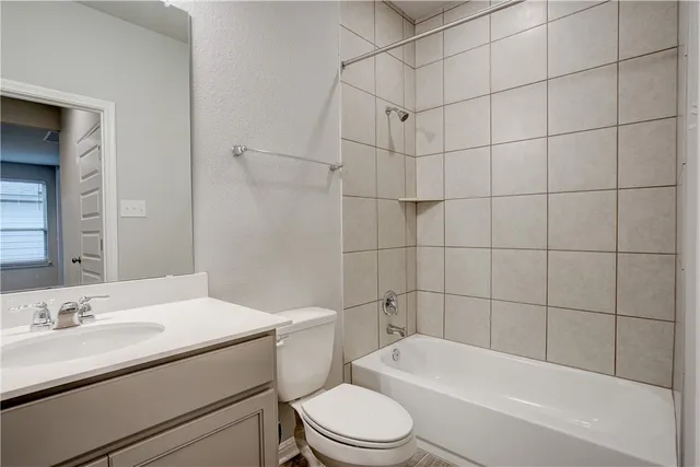 $2,195 | 309 Unforgiven Lane, Jarrell, TX 76537