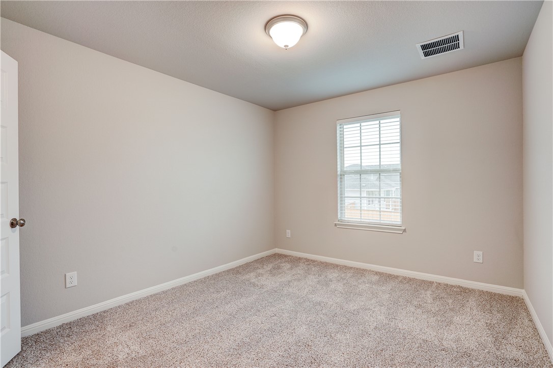 309 Unforgiven Lane Jarrell, TX 76537 - Photo 28 of 39