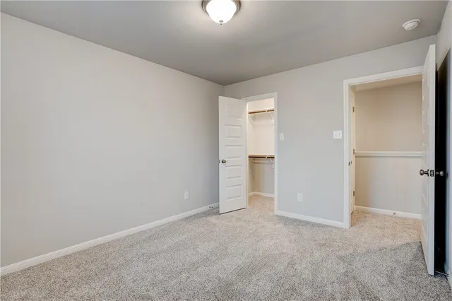 $2,195 | 309 Unforgiven Lane, Jarrell, TX 76537