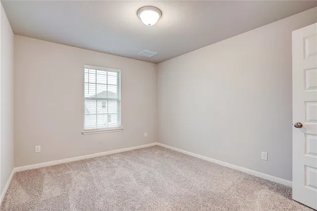 $2,195 | 309 Unforgiven Lane, Jarrell, TX 76537