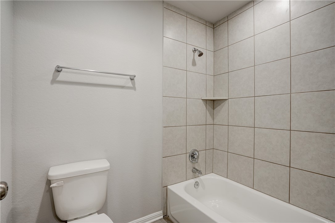 309 Unforgiven Lane Jarrell, TX 76537 - Photo 32 of 39