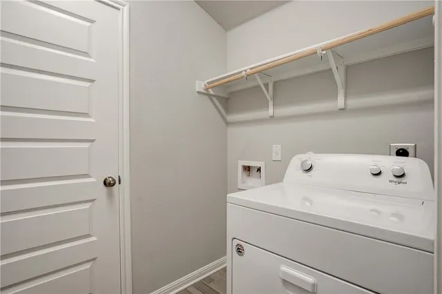 $2,195 | 309 Unforgiven Lane, Jarrell, TX 76537