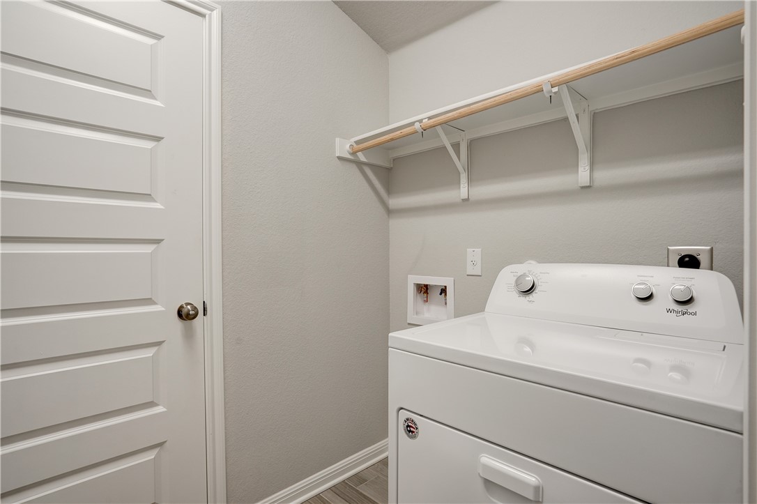 309 Unforgiven Lane Jarrell, TX 76537 - Photo 33 of 39