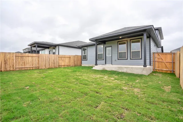 $2,195 | 309 Unforgiven Lane, Jarrell, TX 76537