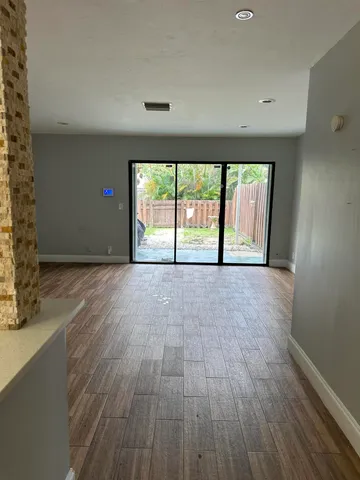 $295,000 | 5508 Cannon Way, Unit C, West Palm Beach, FL 33415