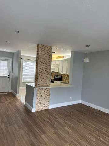 $295,000 | 5508 Cannon Way, Unit C, West Palm Beach, FL 33415