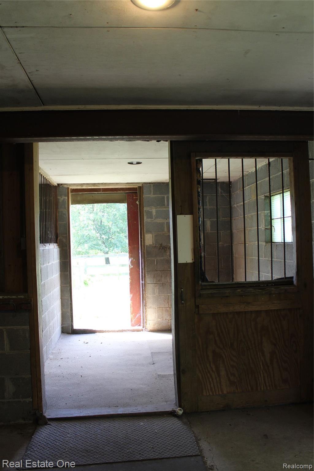 2845 Jewell Road Howell, MI 48843 - Photo 85 of 98 IMG_1314.JPG